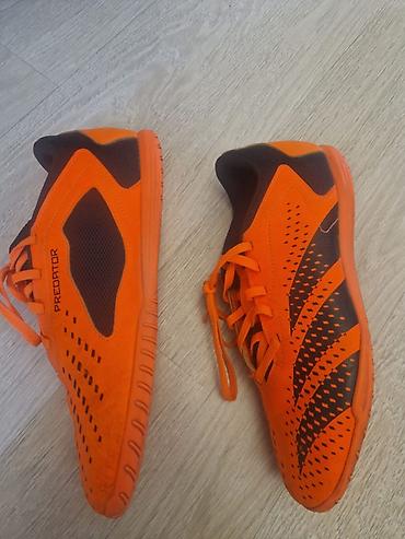 adidas velo: Original Adidas predator.41 razmer.Cəmi 3 dəfə geyinilib və yeni — 2
