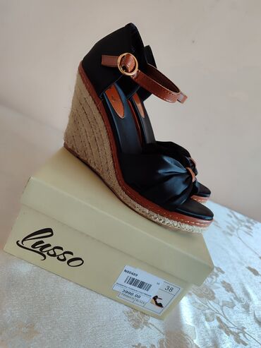 ženske čizme: Sandale, Lusso, 38