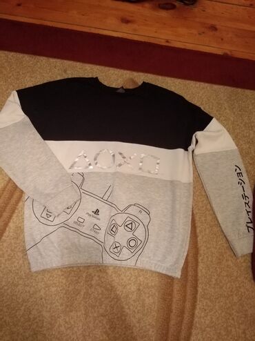 Köynəklər: 12-13 yawa biri 5m — 5