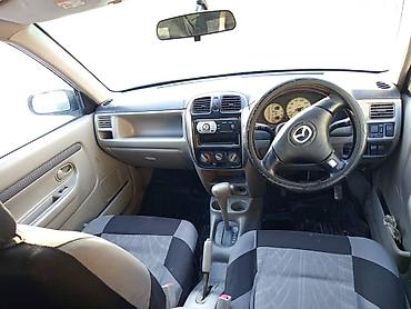 Mazda: Mazda Demio: 2001 г., 1.5 л, Автомат, Бензин, Седан — 3