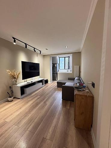 neftcilər obyekt: Bakı, 3 otaqlı, Köhnə tikili, m. Neftçilər, 55 kv. m — 1