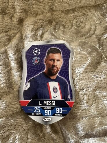 futbol kartları 2020: L. Messinin təsvir olunduğu futbol kartı. Kartın üzərində Paris