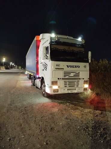 спринтер бортовой грузовой: Тягач, Volvo