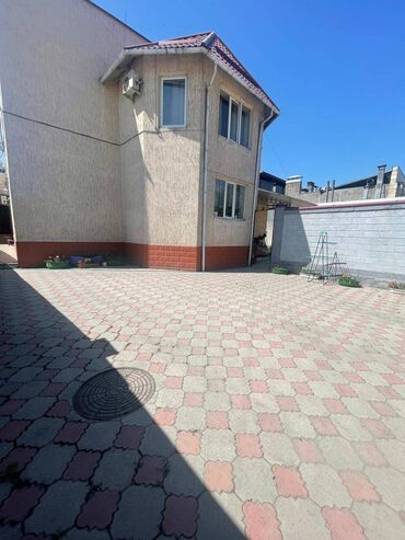 Отели и хостелы: Продается действующий оздоровительный комплекс в районе ул. Курманжан — 2