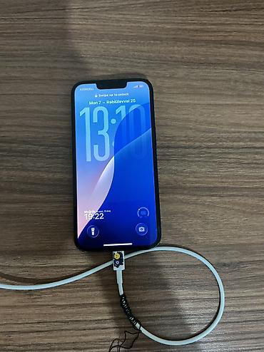 IPhone 13, 128 GB, Midnight, Qırıq, Simsiz şarj, Face ID