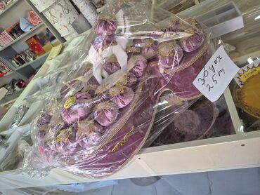 Xonça: Xına ve nabat xoncalari 12 m başlayır toy güzgüsü 10 man 2 ədəd — 3