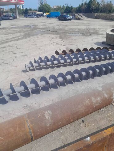 Metal dəzgahları: Şnek.150,200,250,300,400 mm-lik şneklər.Svay.Nagd və ya ilə bank yolu