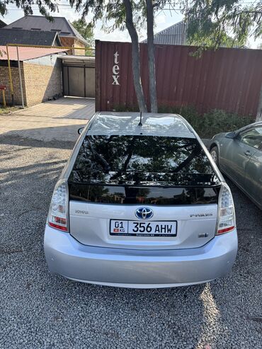 приус альфа: Toyota Prius: 2012 г., 1.8 л, Бензин