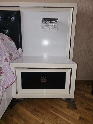 тумба в ванную комнату: Bundan 2 ədəddir . ikisi də 50 manata satılır