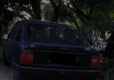 запчасти на фольксваген гольф 2: Opel Vectra: 2 л | 1993 г. 120360 км Хэтчбэк