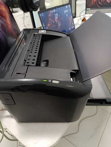 черно белый лазерный принтер: Продаю принтер Canon LBP 3010B, в отличном состоянии, поставил новый