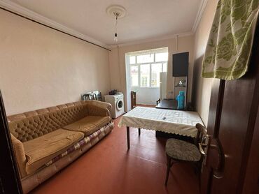 Uzunmüddətli kirayə mənzillər: Həzi aslanov metrosunun çıxışında,9 mərtəbənin,4-cü mərtəbəsində,2 — 3