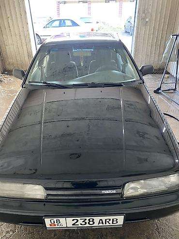 e klass: Mazda 626: 1990 г., 2 л — 4