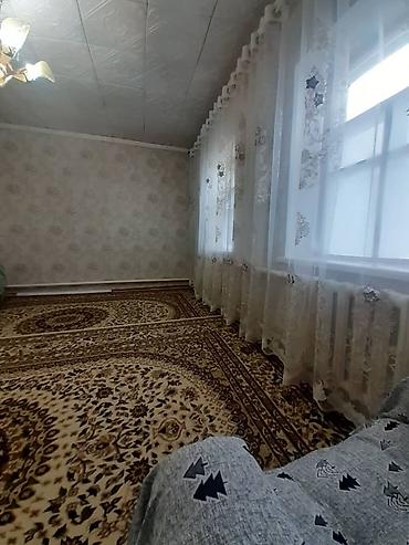 Продажа коттеджей и домов: Дом с участком. - Кирпичный одноэтажный дом с двускатной крышей — 9