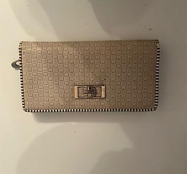 Portmone, pulqabıları: Pulqabı, Yeni — 9