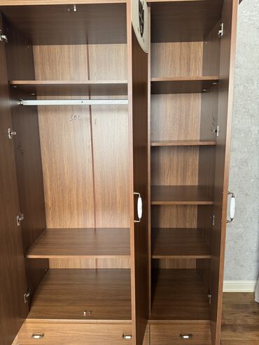 mdf: İşlənmiş, Açılan, 3 qapılı Düz dolab, Qarderob, paltar dolabı, Türkiyə