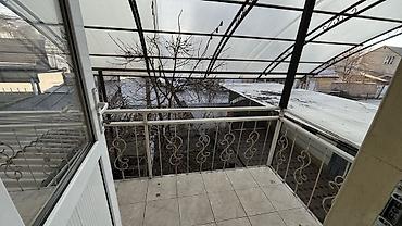 Продажа коттеджей и домов: Продается дом в районе Юга-Восток . Ташкентская . Дом представляет — 3