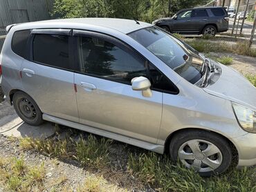 Honda: Honda Fit: 2002 г., 1.3 л, Автомат, Бензин, Универсал