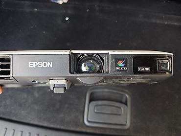 яркие: Видеопроектор Epson PowerLite 1795F (3LCD, Full HD) есть 2 шт — 1