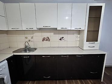 на кухню уголок: Кухонный гарнитур угловой, современный, двухцветный (верх – белый — 4