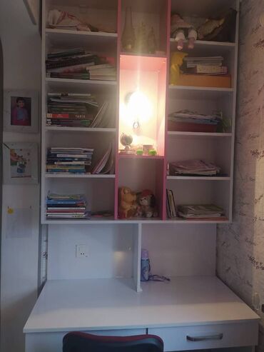 Uzunmüddətli kirayə mənzillər: Nəsimi rayonu,Əcəmi metrostansiyasindan 6-7 dəqiqəlik məsafədə, 4-cü — 4