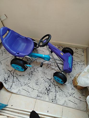 hot wheels ferrari: Uşaq pedallı qart (go-kart) - Rəng: bənövşəyi və mavi - Sükanla idarə — 2