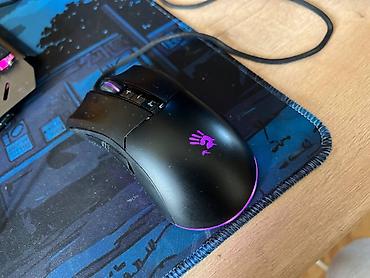 glorious model d: Bloody es9 plus, в хорошем состоянии — 1
