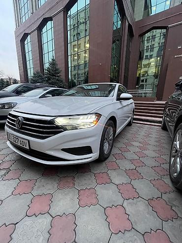 Volkswagen Jetta: 2019 г., 1.4 л, Автомат, Бензин, Седан
