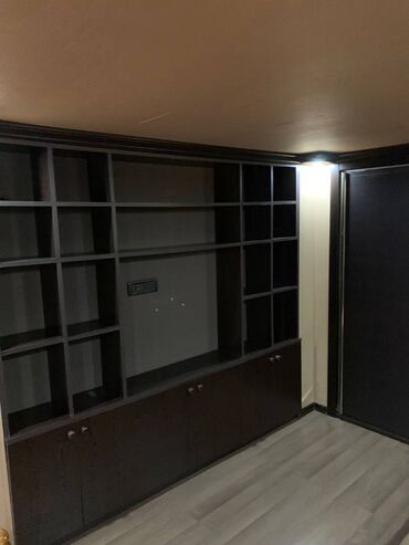 Köhnə tikili: 4 otaqli menzil m. Iceri Sheher.DUPLEX Mənzilin yerləşdiyi bina — 23