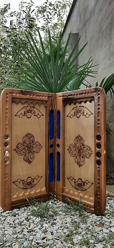 Nərdlər: Taxta oyma nərd dəsti - Material: tam ağacdan (qatı, cilalanmış), əl — 15