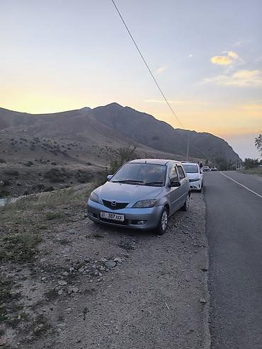 Унаа сатуу: Mazda Demio: 2003 г., 1.3 л, Автомат, Бензин, Хетчбек — 2