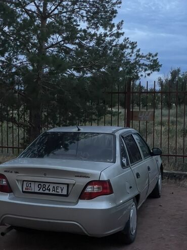 купить шевроле кобальт в бишкеке: Daewoo Nexia: 1.6 л, Механика, Бензин, Седан