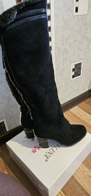 обувь 35 размера: Сапоги, 35, цвет - Черный