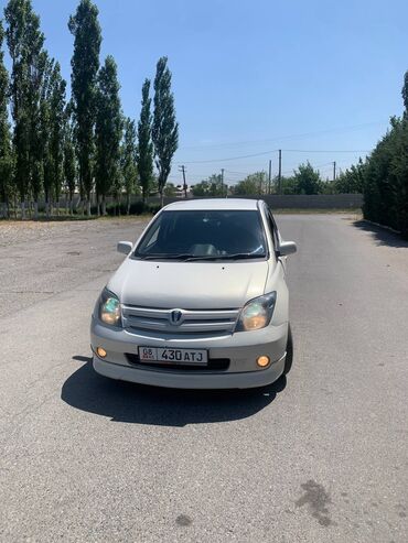 купить запчасти опель омега б: Toyota ist: 2002 г., 1.5 л, Автомат, Бензин