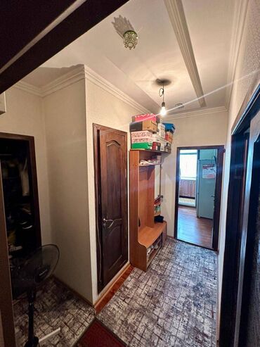 дом в центре: 2 комнаты, 49 м², 106 серия, 3 этаж, Евроремонт