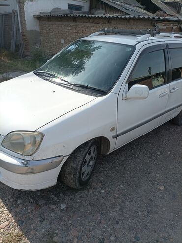 матиз 2000: Toyota Raum: 2000 г., 1.5 л, Автомат, Бензин, Седан