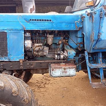 89 tekeri: Traktor MTZ-80/82 (Belarus) – mavi kabinli, dörd təkərli, universal — 4