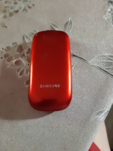 Samsung c 0168 ispravan telefon je na otvaranje radi na sve