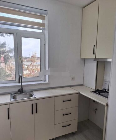 Uzunmüddətli kirayə mənzillər: Azadlıq"m.st. 10 dəq.məsafədə,Binəqədi şossesində yerləşən "Zəngəzur" — 4