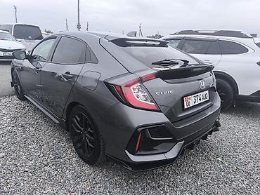 Honda: Honda Civic: 2021 г., Хэтчбэк — 8