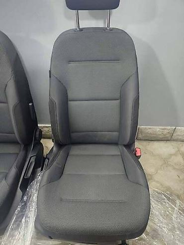 moj auto: SUVOZACEVO SEDIŠTE ZA VOLKSWAGEN GOLF 7 | U dobrom stanju Odrađeno — 1