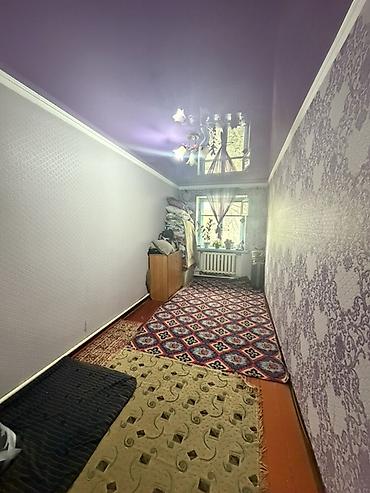 квартира ош юго восток: 3 комнаты, 52 м², Хрущевка, 2 этаж, Косметический ремонт — 2