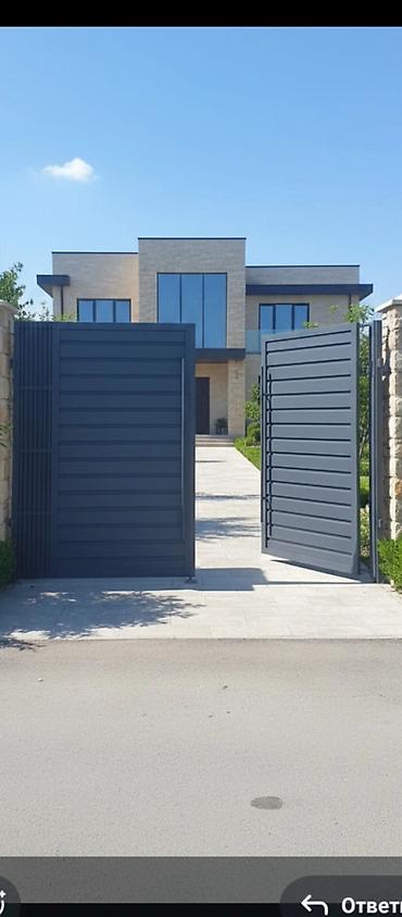 Распашные ворота: Металлические въездные ворота с калиткой. - Материал: сталь/металл — 24