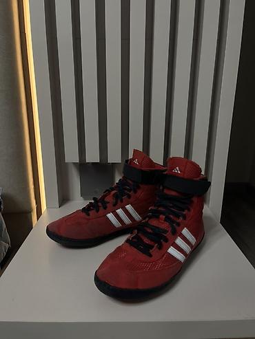 борцовки: Мужские кроссовки, 39, 39.5, Adidas, Б/у, цвет - Красный, Самовывоз, Платная доставка — 1
