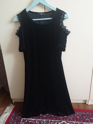 шифон платье с: Вечернее платье, Коктейльное, Короткая модель, Бархат, Без рукавов, S (EU 36)