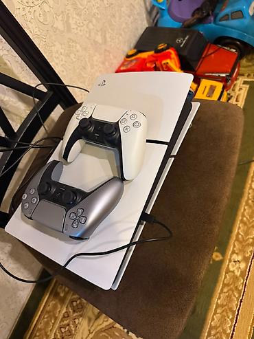 TƏCİLİ SATILIR – Sony PlayStation 5 Slim (PS5 Slim) Əla vəziyyətdə lalafo.az -da TƏCİLİ SATILIR – Sony PlayStation 5 Slim (PS5 Slim) Əla vəziyyətdə