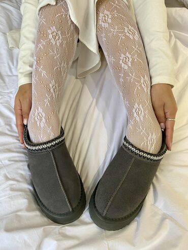 Угги: Натуральные угги tazz . Продам оптом и в розницу, количество есть — 9