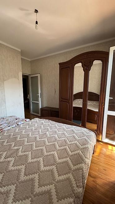 3 кв асанбай: 3 комнаты, 62 м², Асанбай мкр 105 серия, 4 этаж — 3