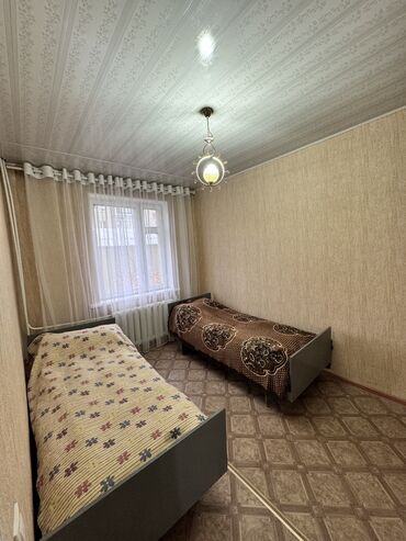 Посуточная аренда квартир: 3 комнаты, Душевая кабина, Постельное белье, Парковка — 14