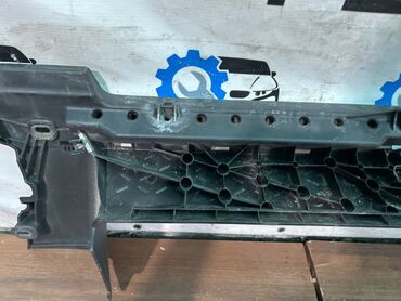 Бампер и комплектующие: Усилитель бампера MAN — 11